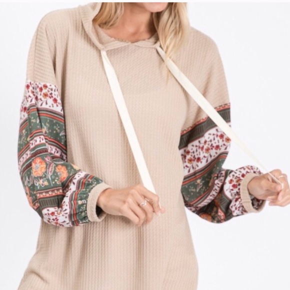 SOLD OUT Boho Print Sleeve Waffle Hoodie Shirt - Picture 3 of 4
